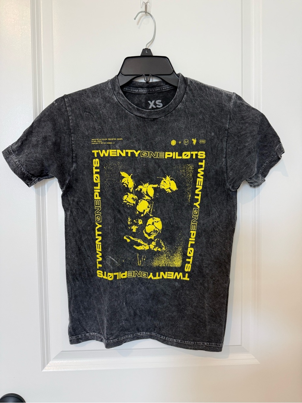 Twenty one pilots t shirt